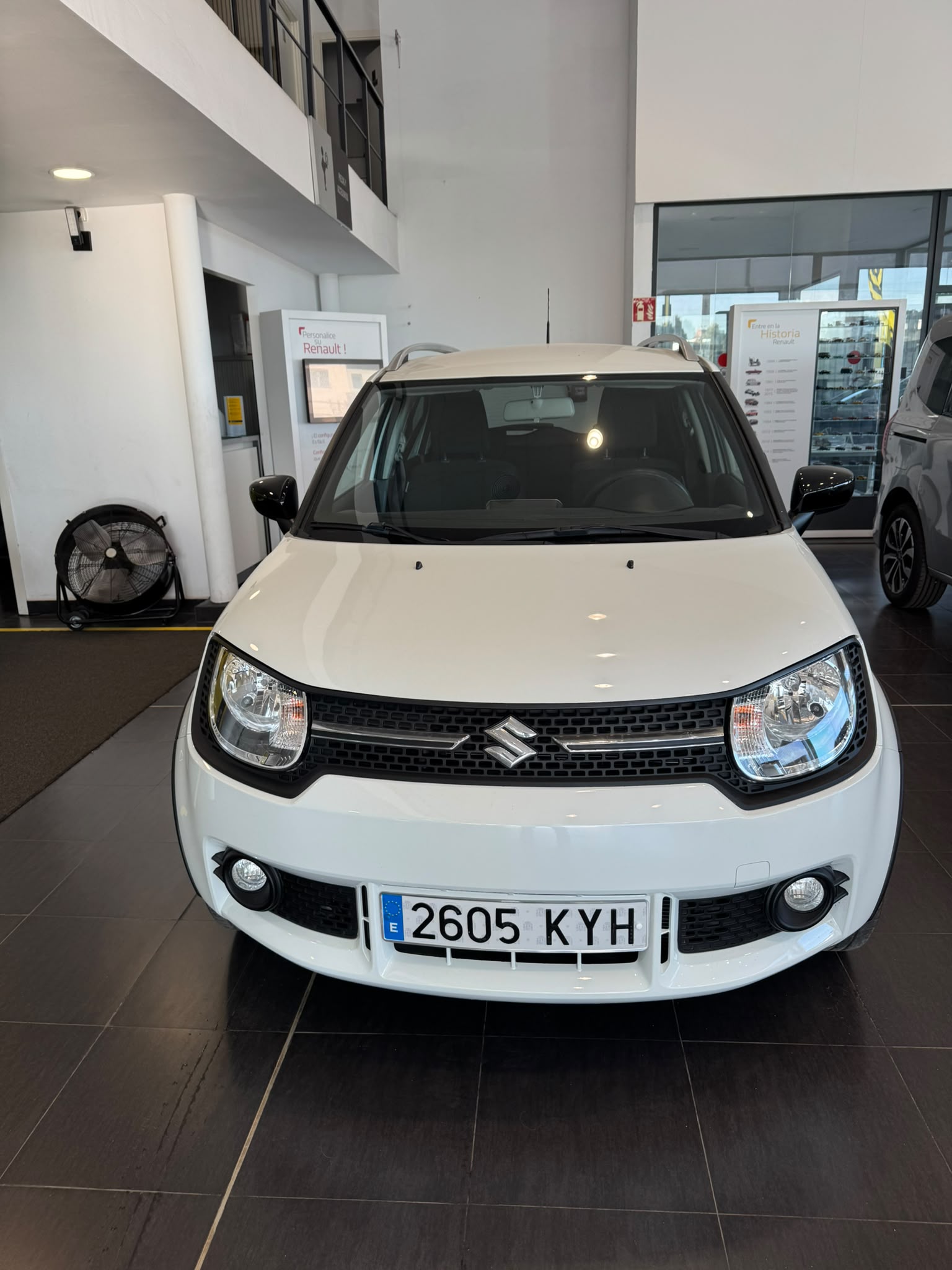 Suzuki Ignis GLE foto 3